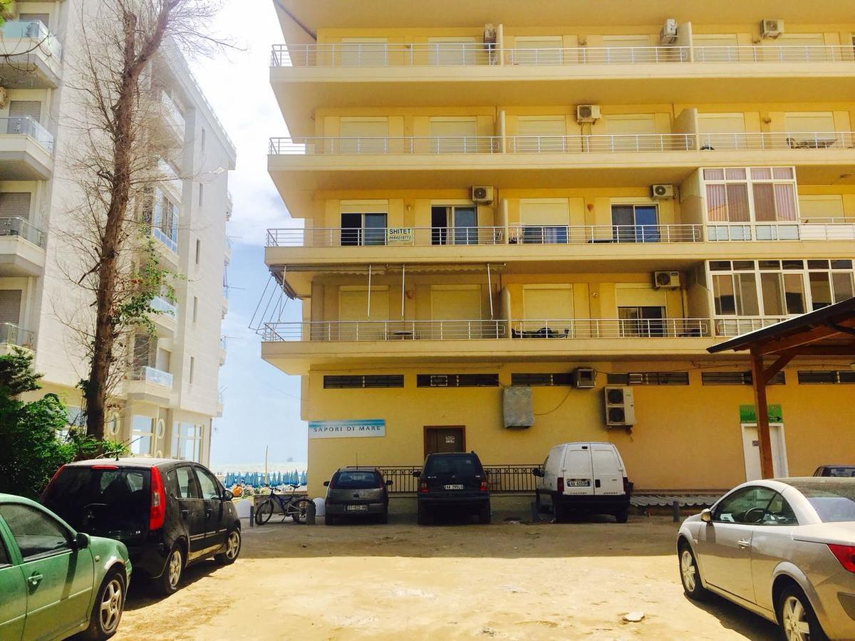 Sun & Sea Apartment Durrës Esterno foto